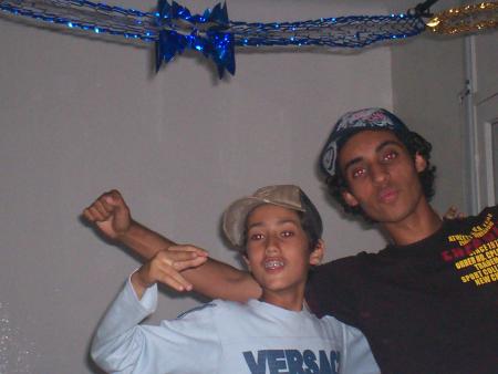 moi et mon ptit cousin yassine
